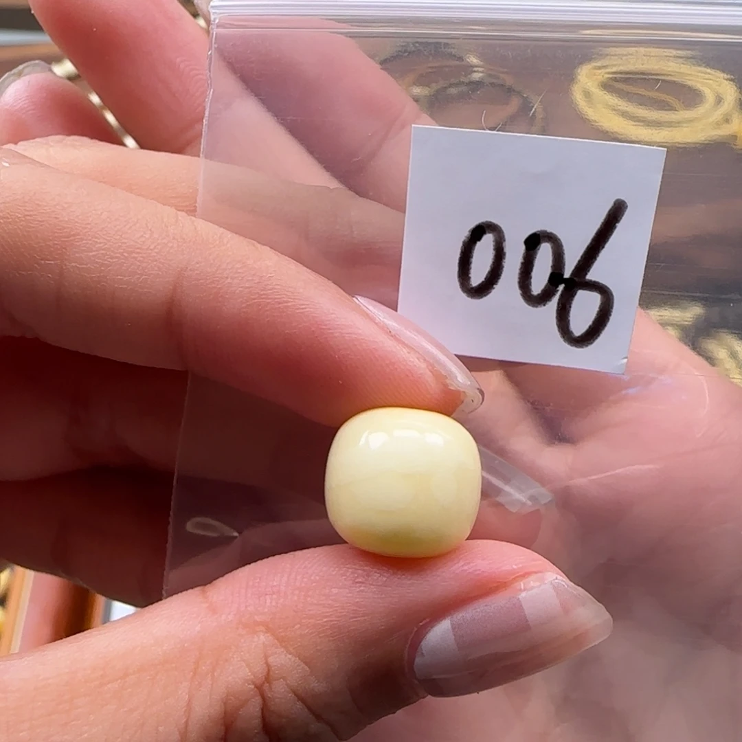 琥珀未镶嵌珠宝奇石12.0mm