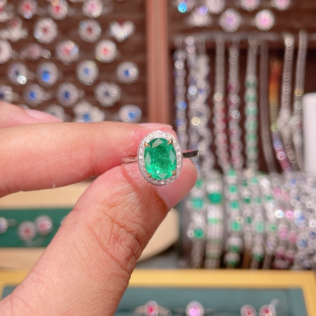 18K金镶嵌戒指祖母绿1.64ct