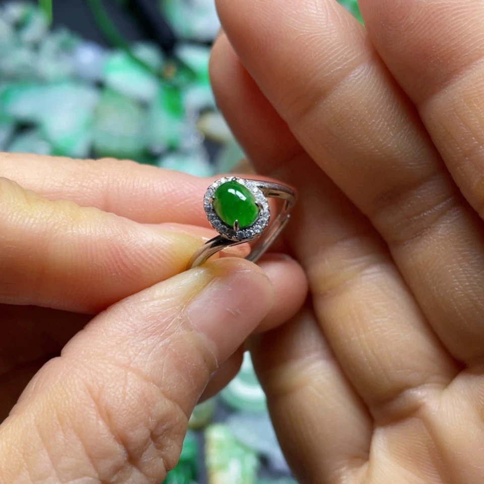 【闪购商品】翡翠颈饰未镶嵌一*!翡翠戒指