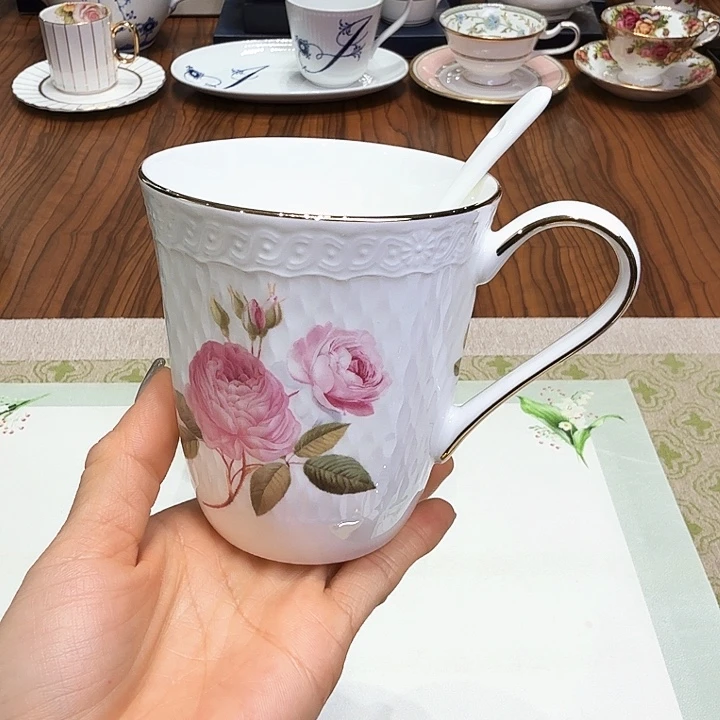 瓷片杯子杯子杯子水杯杯子水杯