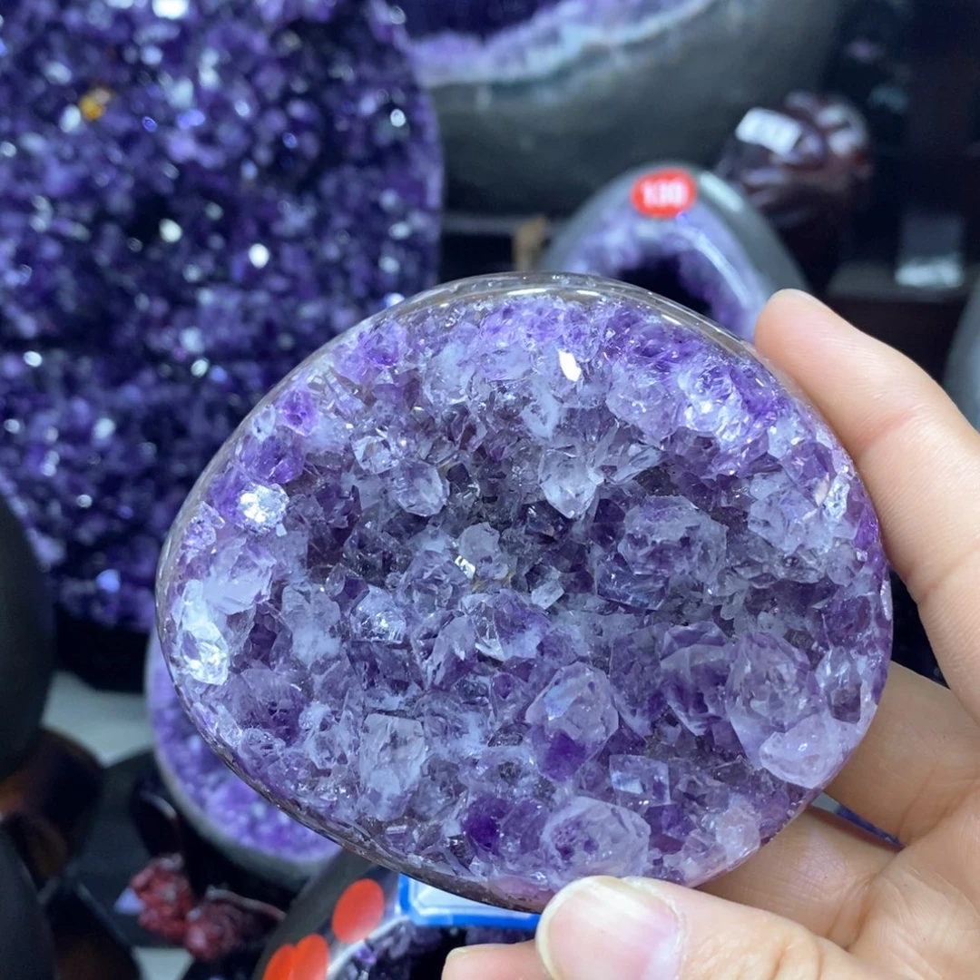 水晶摆件未镶嵌莹