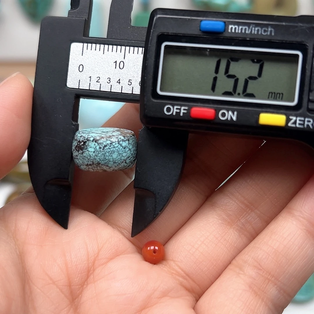 南红玛瑙未镶嵌珠宝奇石