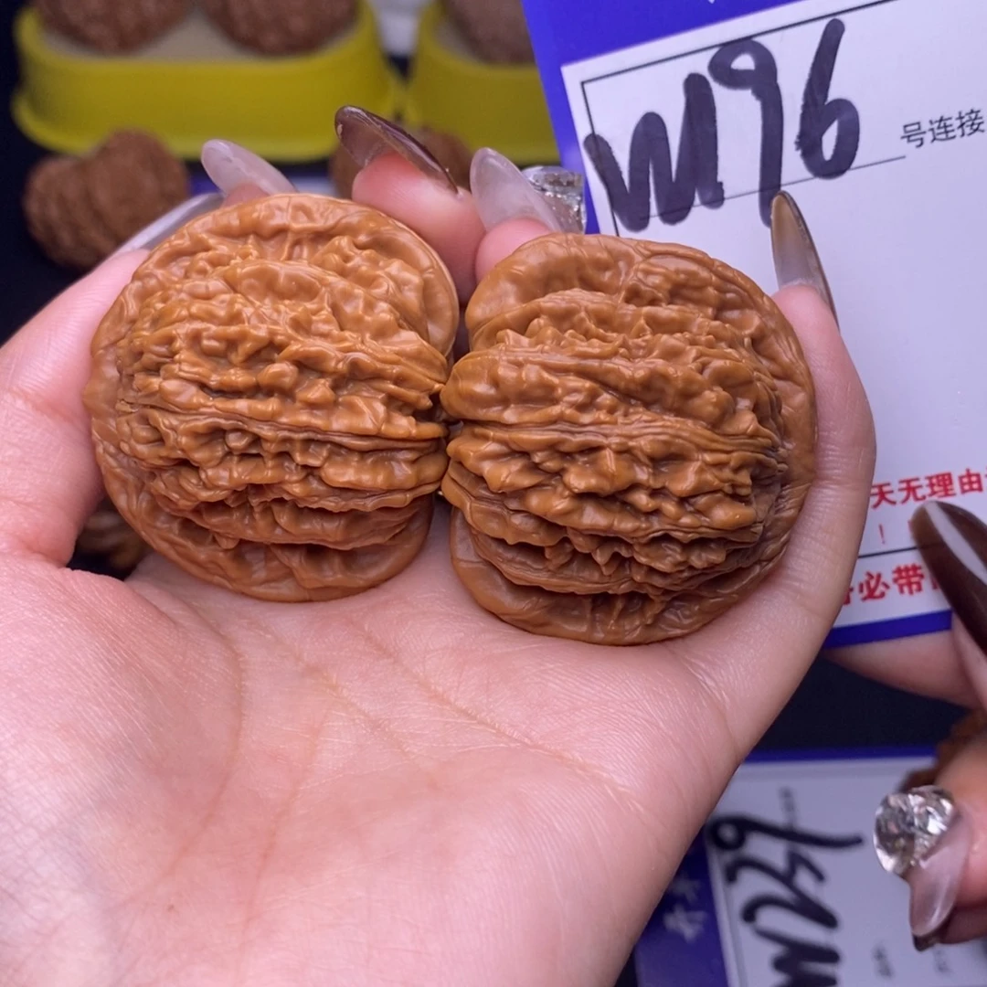 文玩核桃吊坠W196链接 全品四座楼42尺