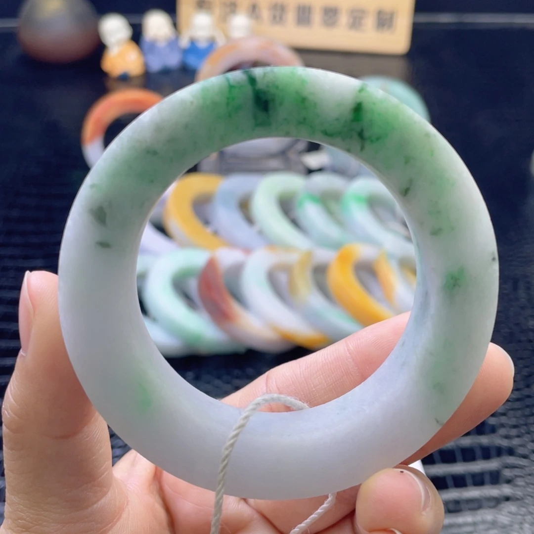定制翡翠未镶嵌翡翠