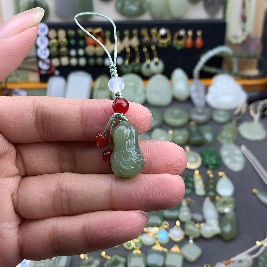 和田玉未镶嵌吊坠(不含链)