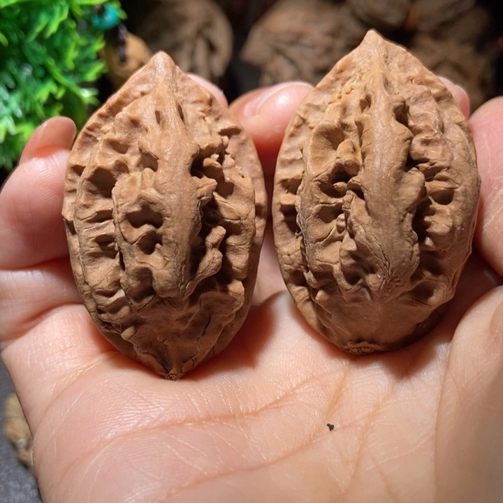 把件文玩核桃东北楸子小雪246