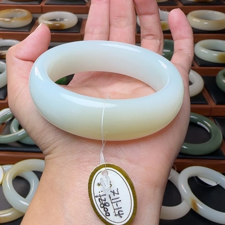 和田玉未镶嵌手镯微糖糯白宽胎55.2