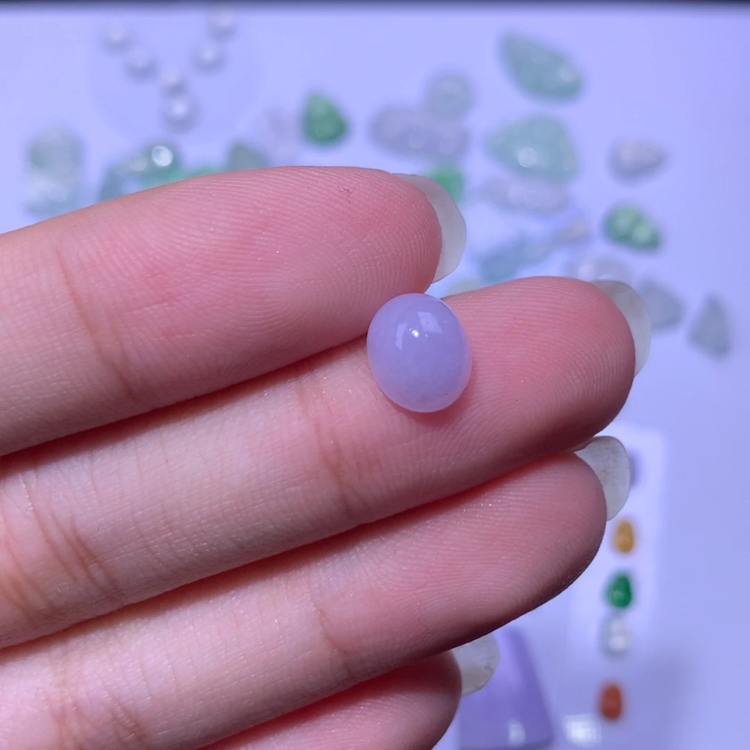 翡翠未镶嵌挂件蛋