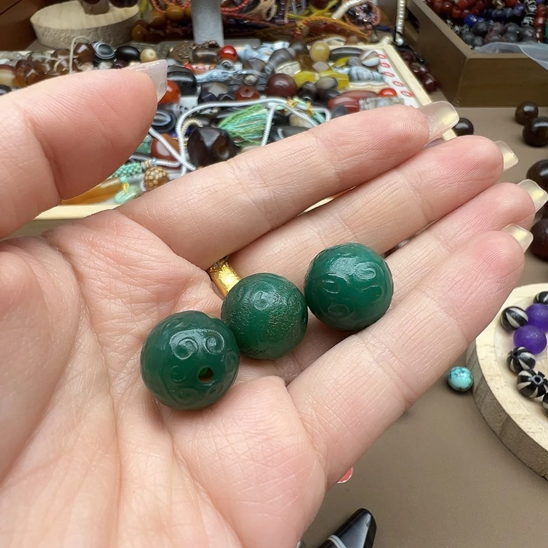 万***物未镶嵌玛瑙/玉髓珠宝半成品