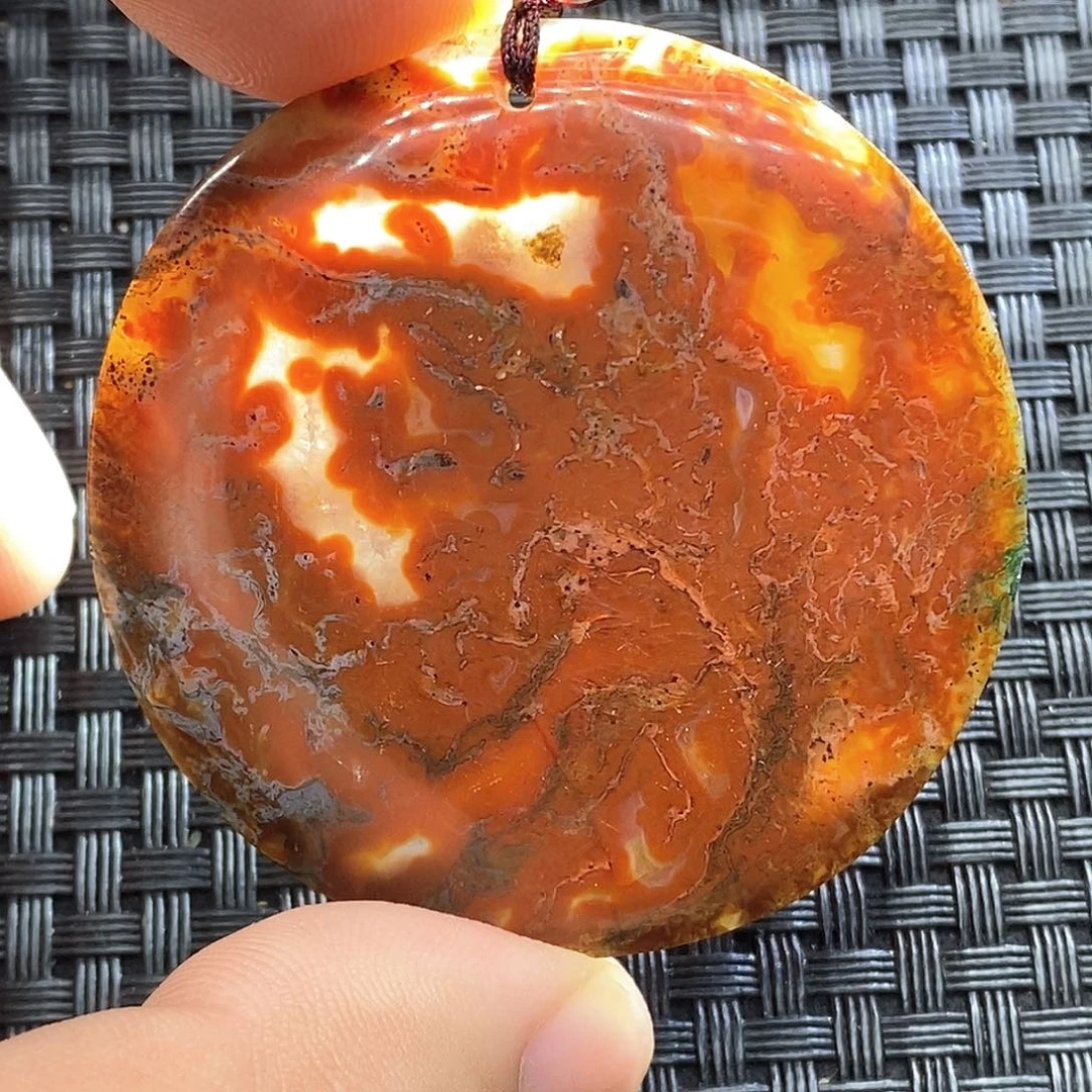 玛瑙/玉髓颈饰未镶嵌苦**王