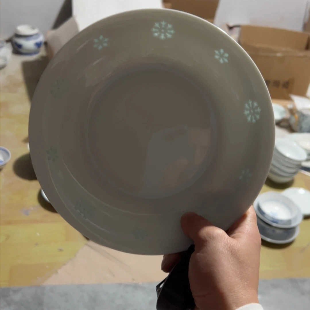 碗8寸雕刻雪花盘子2个