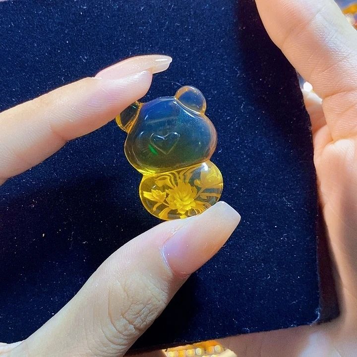 蓝珀未镶嵌珠宝奇石蓝珀小熊