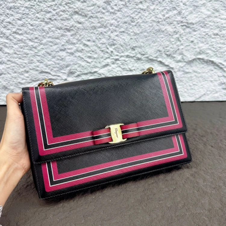 95新/菲拉格慕/C18978877297/包包