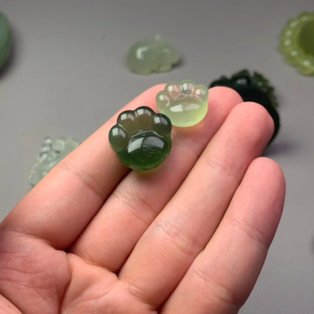 【闪购商品】未镶嵌蛇纹石玉岫玉