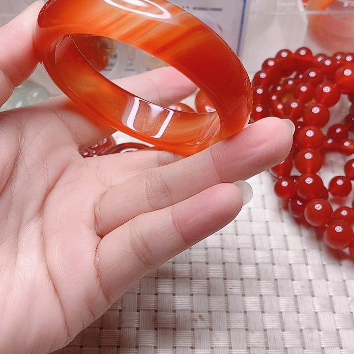 玛瑙/玉髓未镶嵌手镯