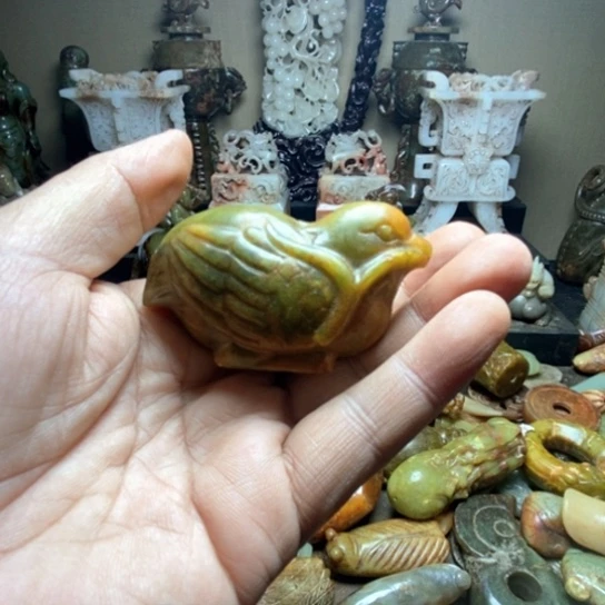 未镶嵌和田玉摆件