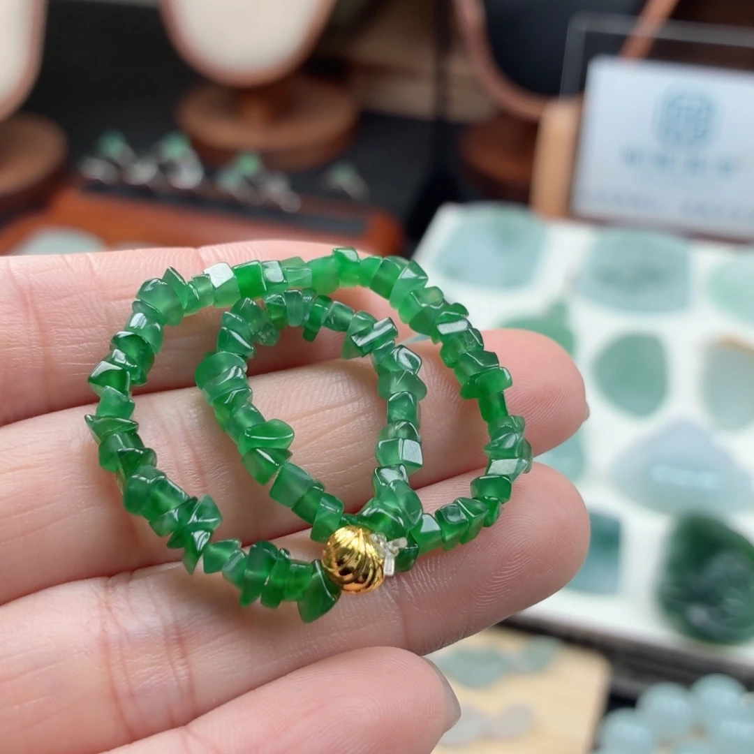 旺***牛定制翡翠未镶嵌天然A货翡翠