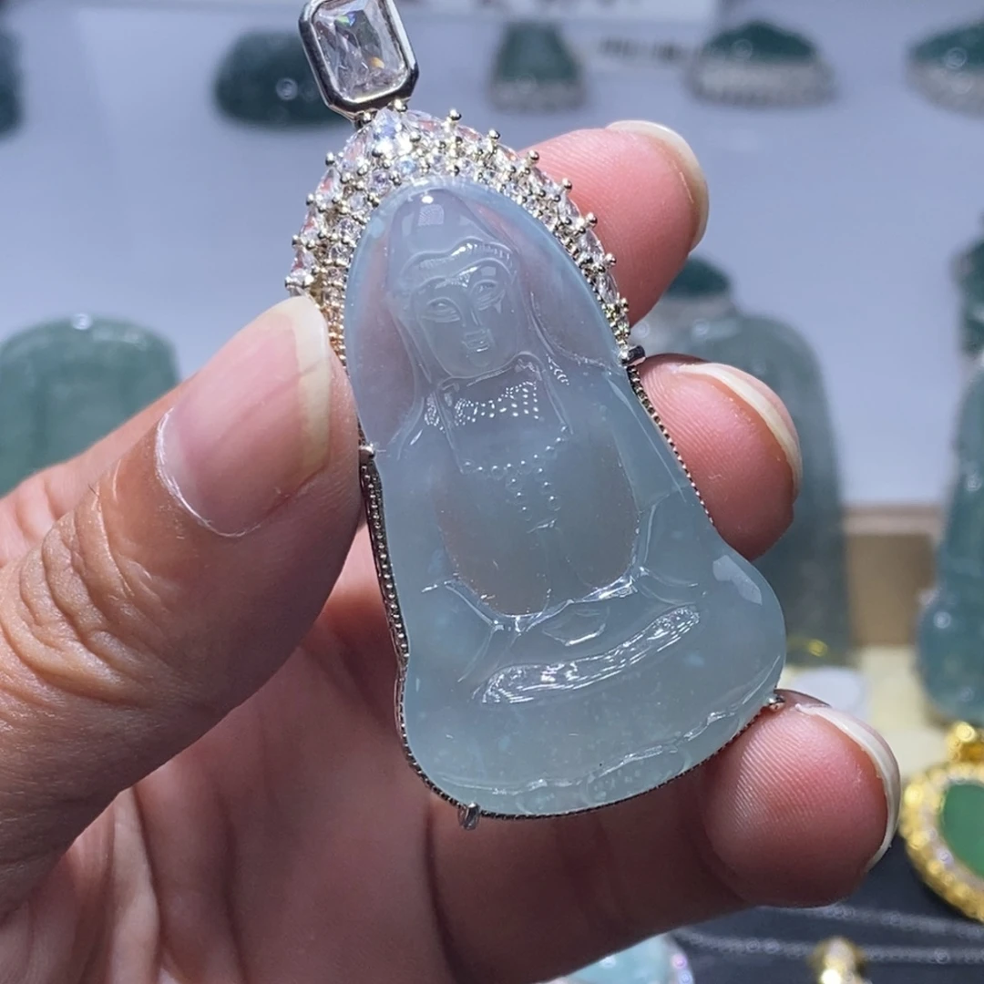 颈饰未镶嵌翡翠素面观影吊坠