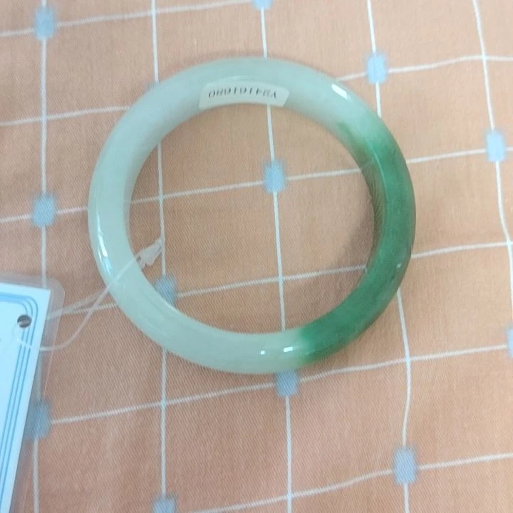 翡翠甄选直播 翡翠手镯多样性02