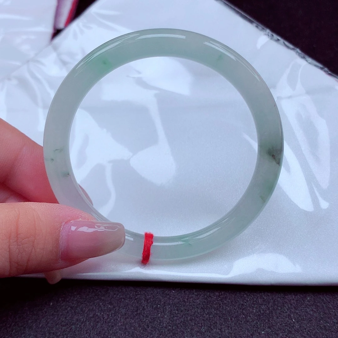 翡翠未镶嵌手镯天然缅甸翡翠A货