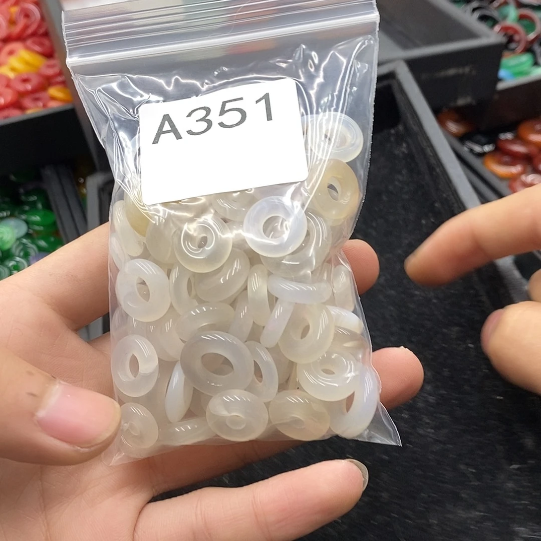 发***长合金颈饰玛瑙/玉髓