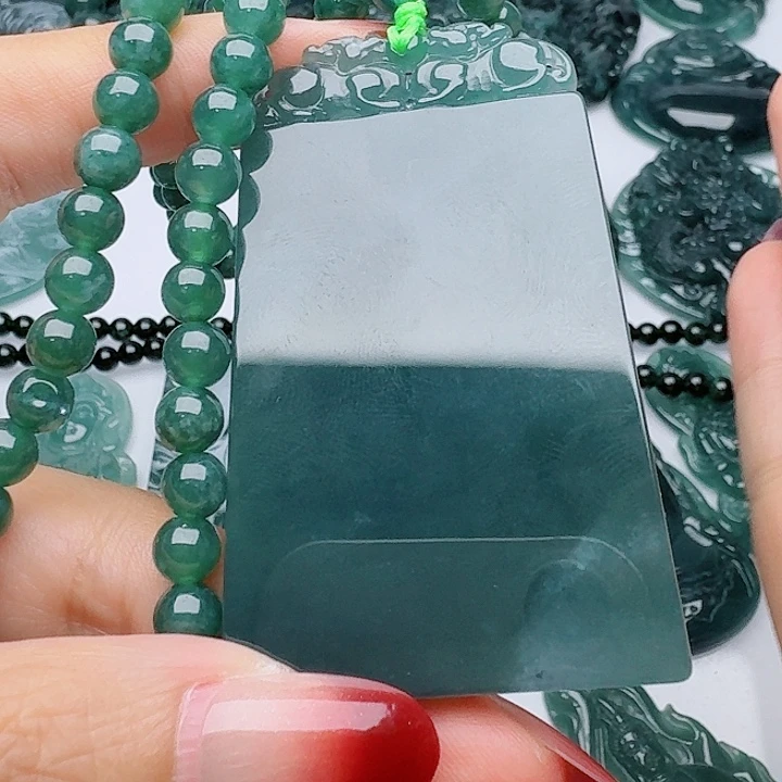 颈饰未镶嵌翡翠多样性发其一