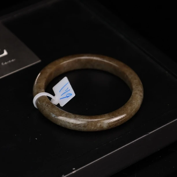 XY116和田玉全糖料手镯 多样性发其一