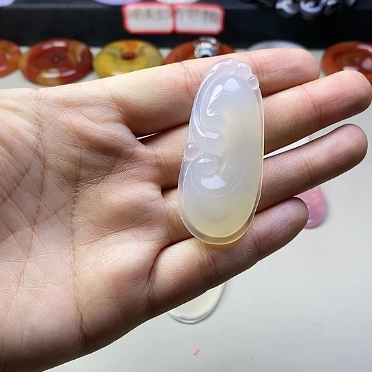 玛瑙/玉髓吊坠(不含链)未镶嵌云*菇