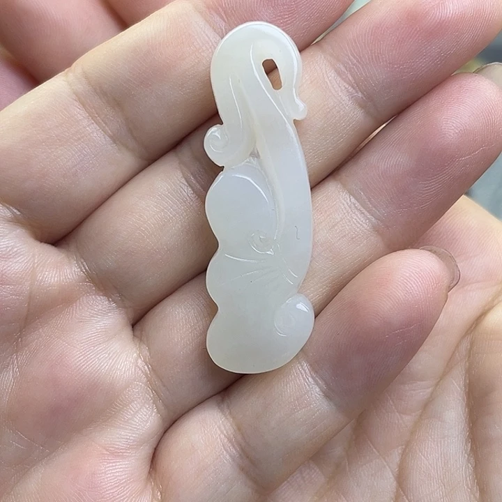 未镶嵌和田玉（糖玉）挂件