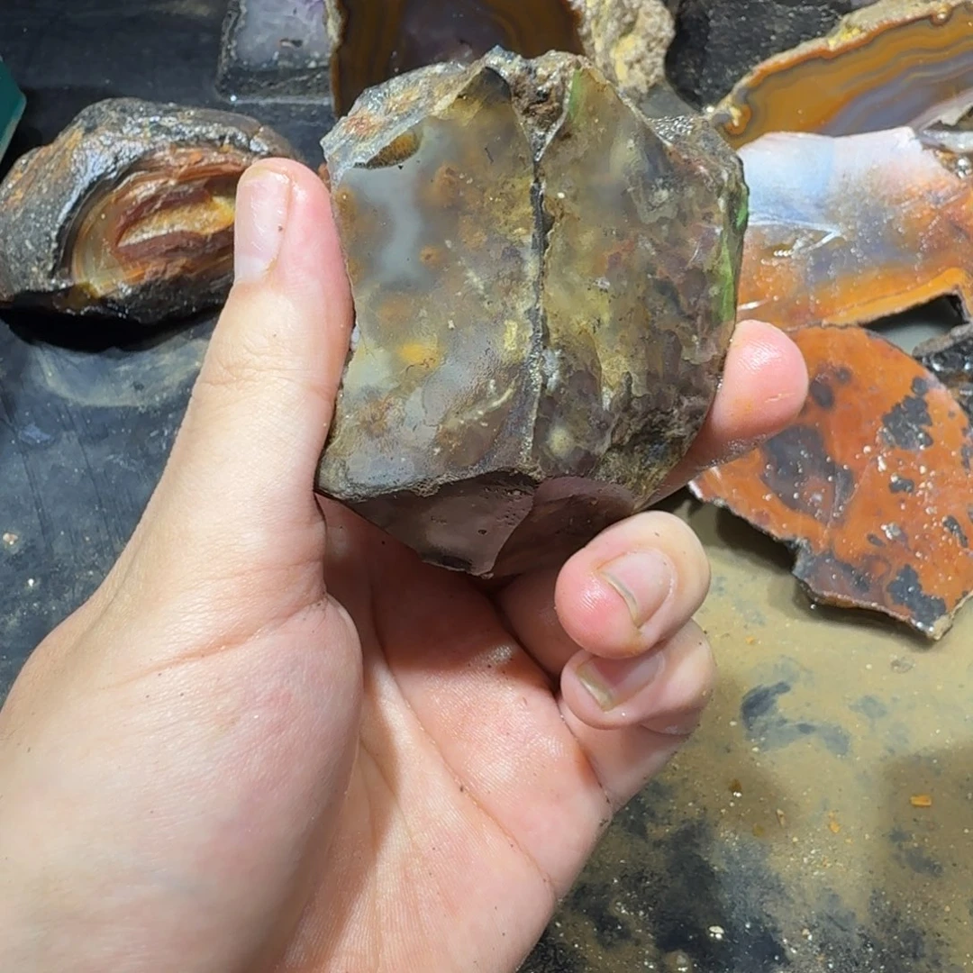 未镶嵌玛瑙/玉髓珠宝半成品