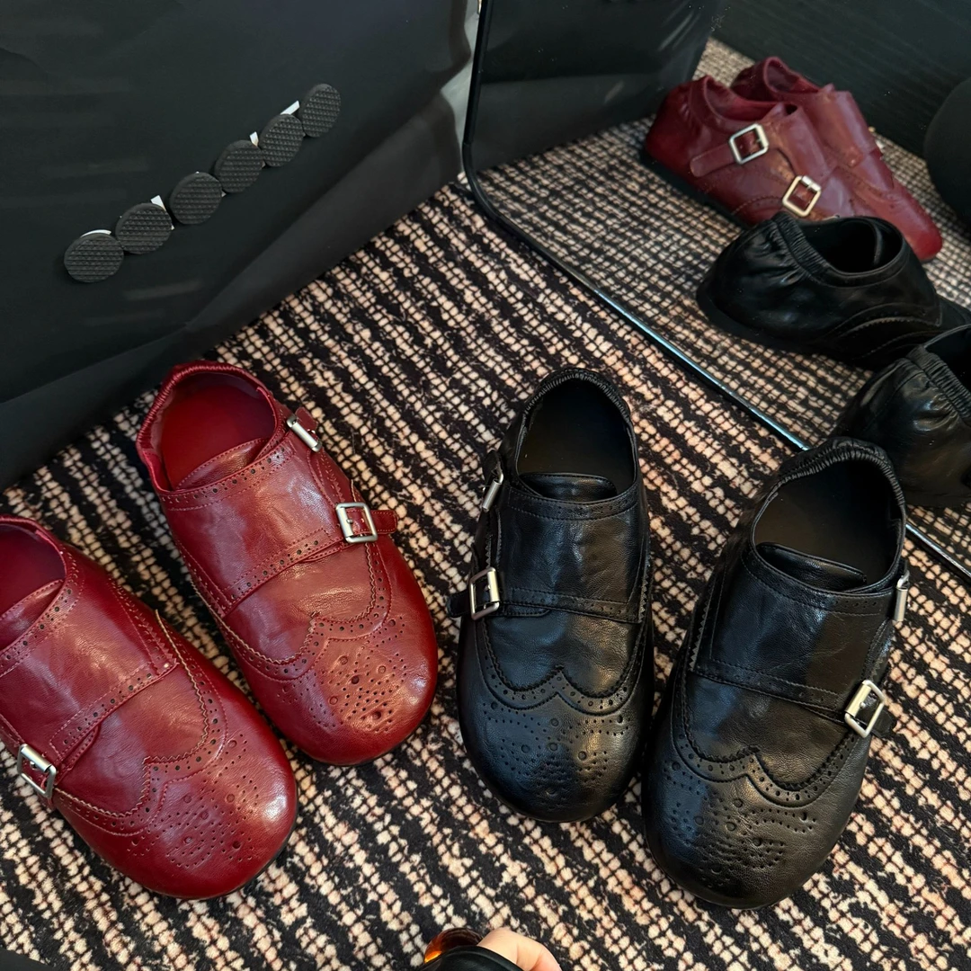 BAO/宝小姐手工雕花英伦风双扣小皮鞋百搭休闲时尚平底2025-1