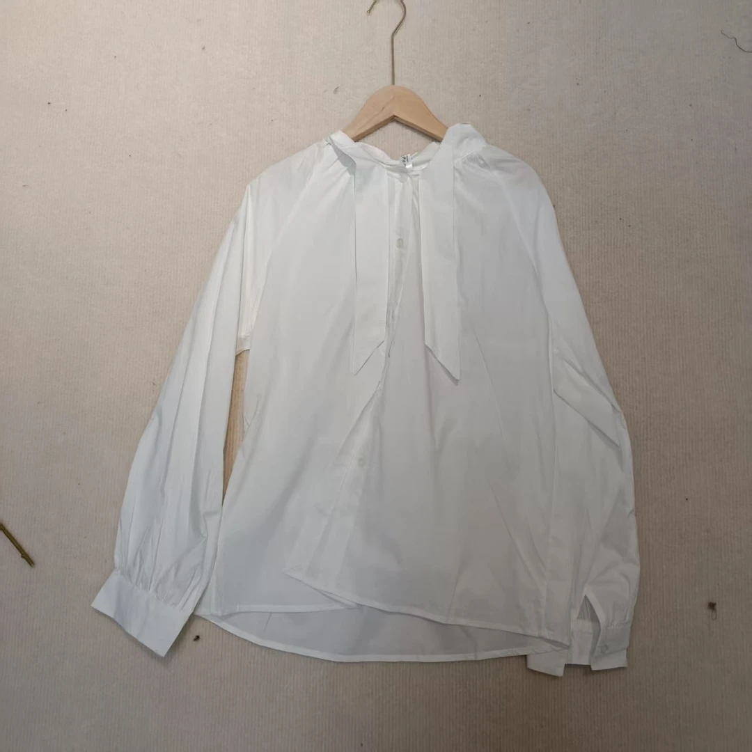 唯琳剪标   7仓F4-10-3794款   白色长袖翻领衬衣