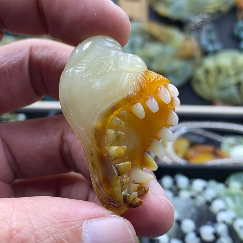 【闪购商品】未镶嵌蛇纹石玉吊坠