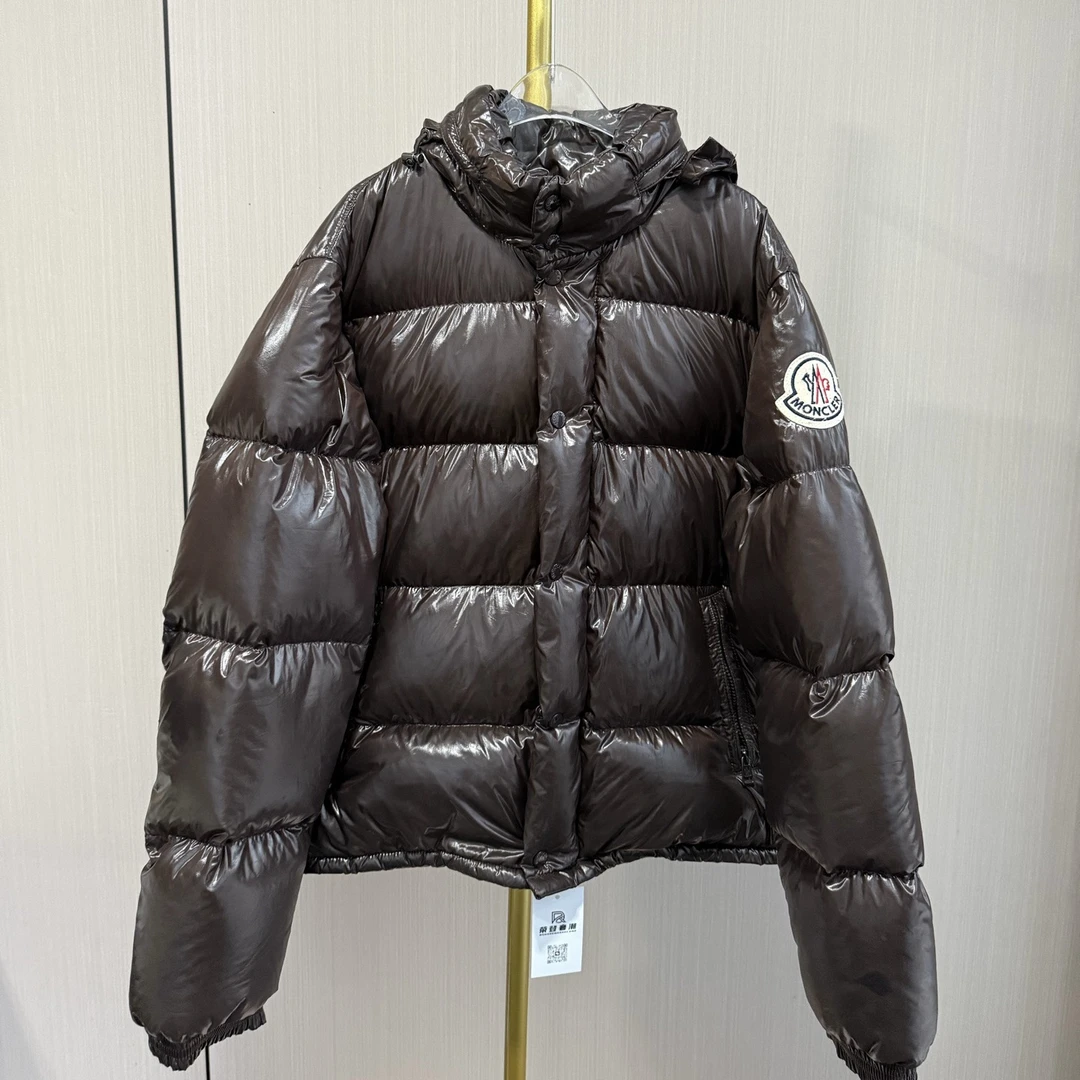 99新 MONCLER 厚款羽绒服/尺码4/E0311