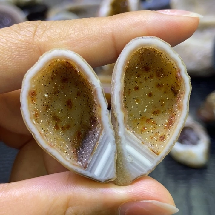 水晶珠宝半成品未镶嵌迷你金兔耳