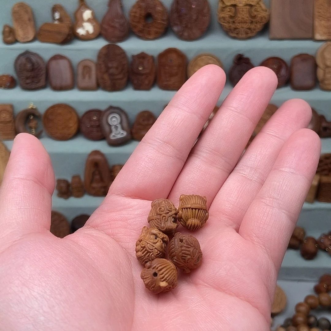 檀香木无事牌新**姐全品福利