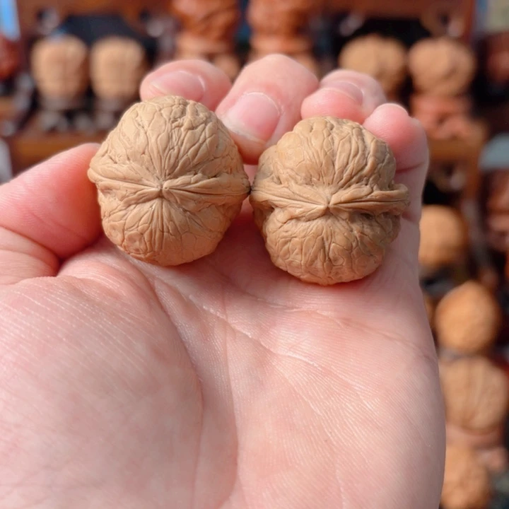 文玩核桃把件铁球