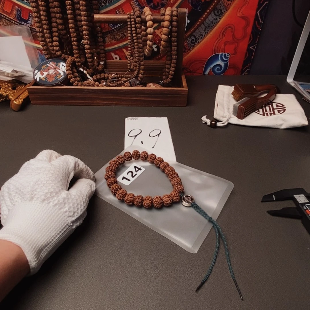 吊坠金刚菩提哦哦哦哦哦哦哦哦哦哦哦哦哦