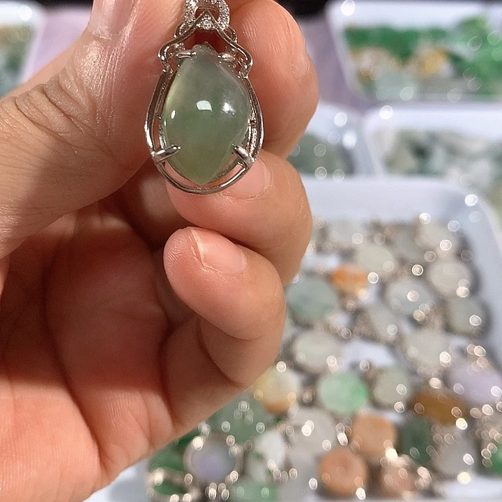 翡翠银S925镶嵌颈饰吊坠