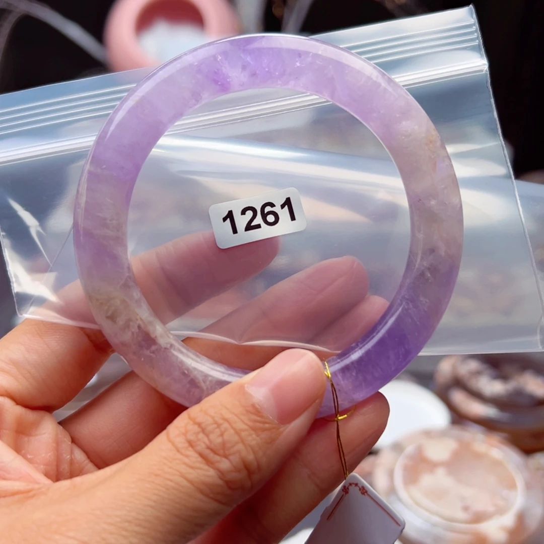 水晶手镯未镶嵌媛