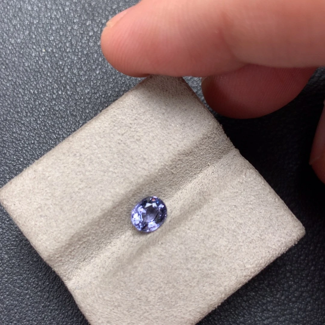 尖晶石裸石70分裸石