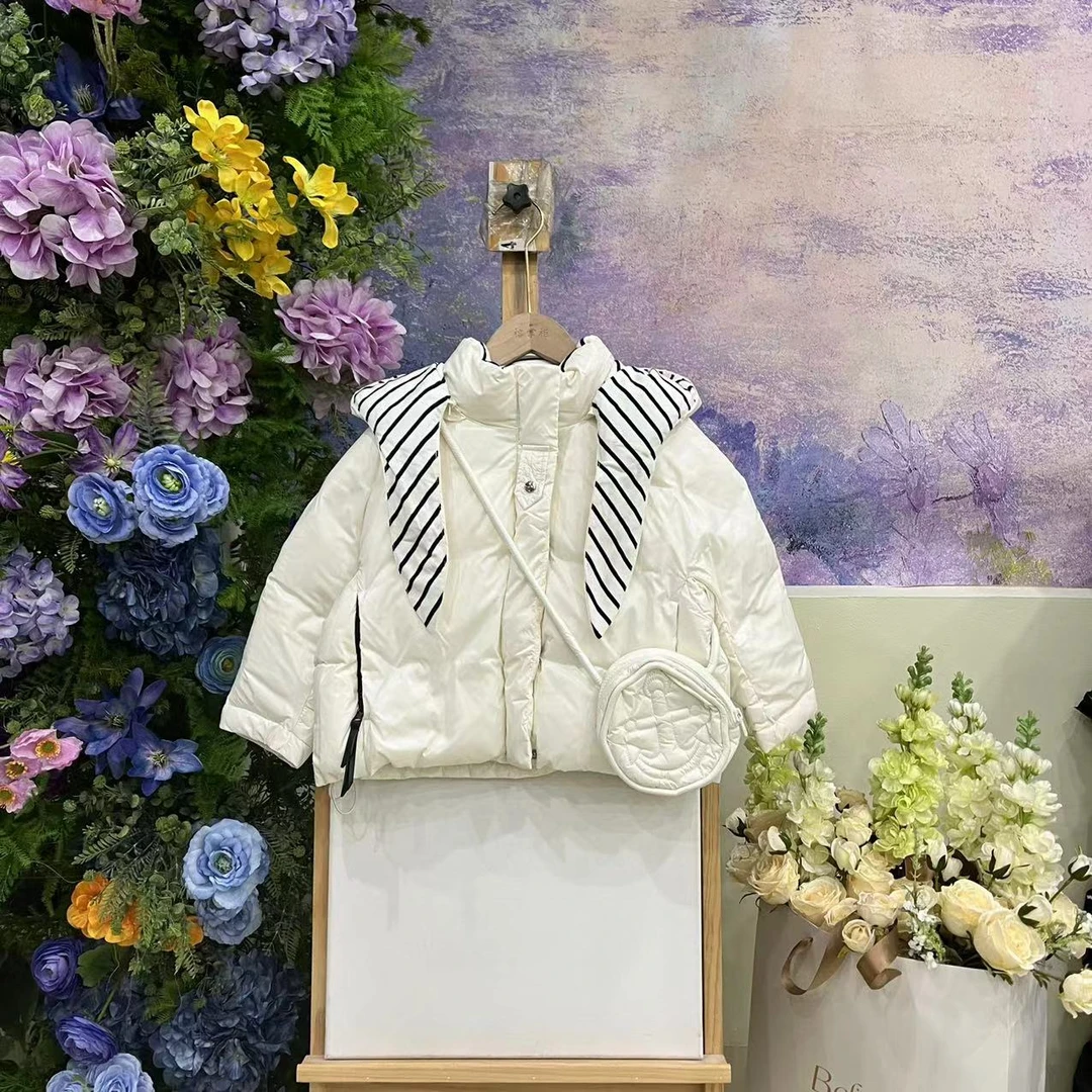 940S白色羽绒服3678