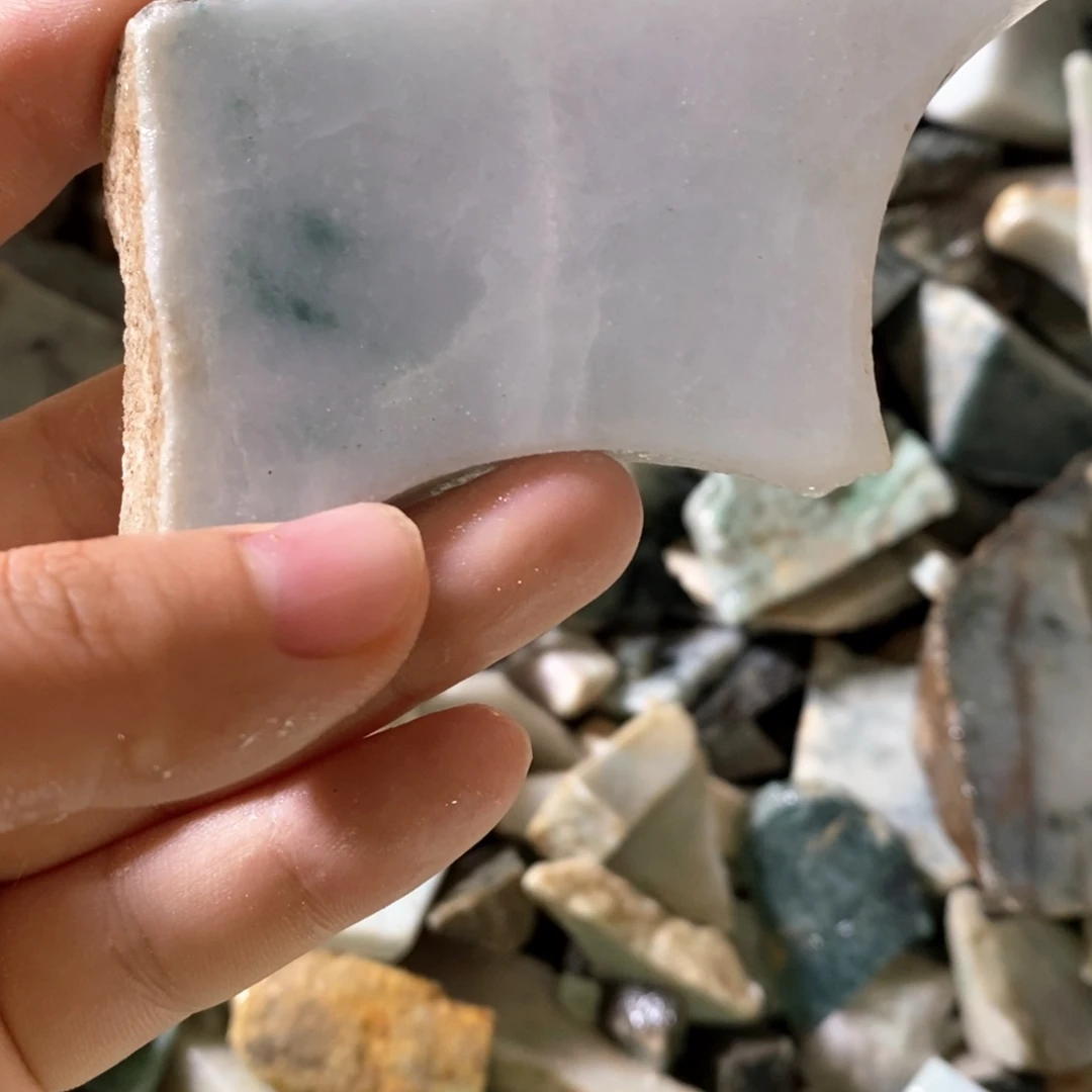 颈饰未镶嵌翡翠天然翡翠