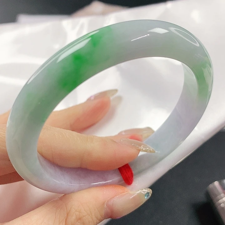 未镶嵌手镯翡翠，896