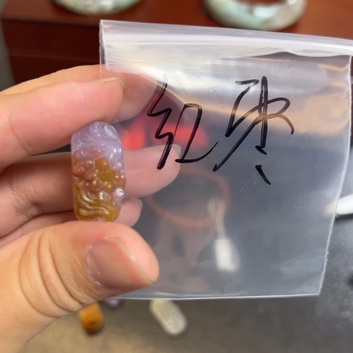 红***枣玛瑙/玉髓未镶嵌珠宝半成品