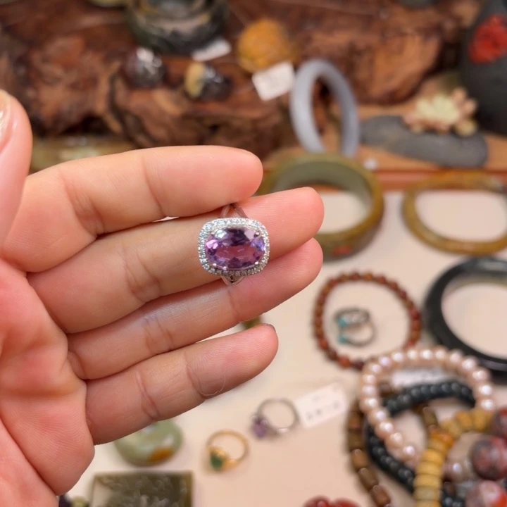 奔***粟未镶嵌紫晶戒指预售