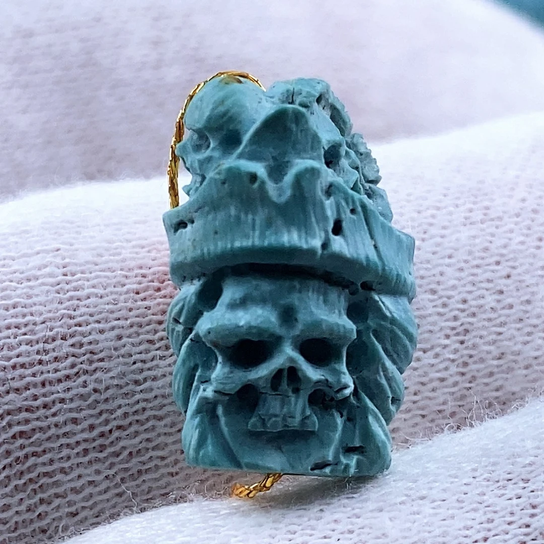 绿松石未镶嵌珠宝奇石