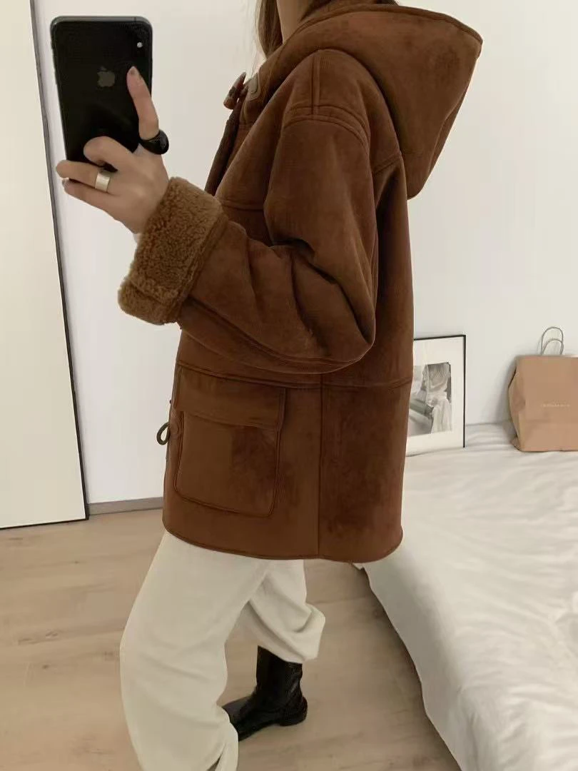 【连帽牛角皮毛】超酷！保暖超暖皮毛一体外套