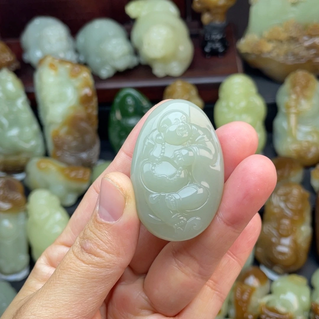 和田玉未镶嵌颈饰