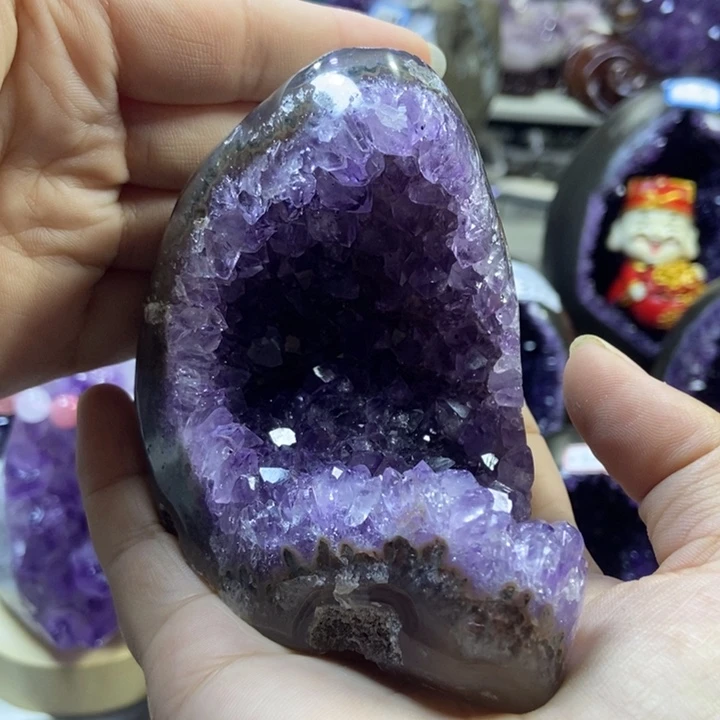 未镶嵌大型摆件（非配饰）紫晶莹